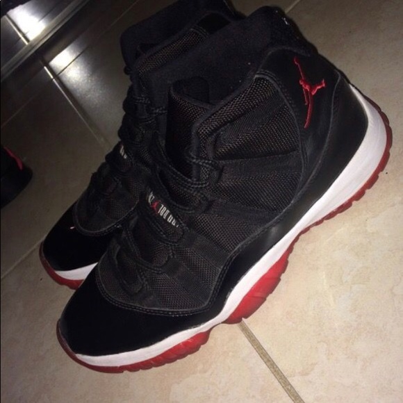 Bred 11s - Picture 3 of 3